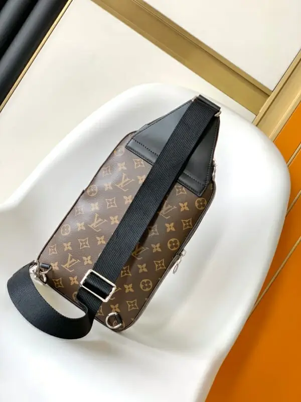 louis vuitton aaa homme mini sac a main s_117b3bb2